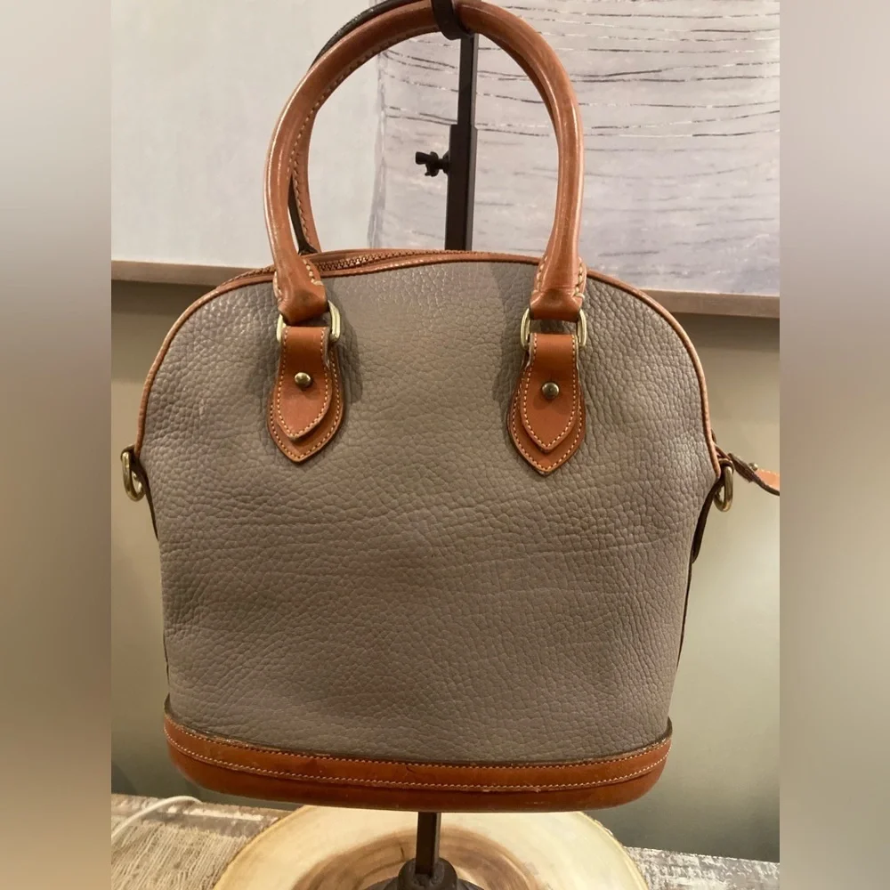 Dooney & Bourke Womens Satchel  BAG Brown Tote Leather Pockets Zip Tag‎ Vintage